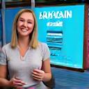 Captura de pantalla de un video didáctico sobre bienestar, con un presentador explicando gráficos y animaciones sobre tendencias de vida saludable.